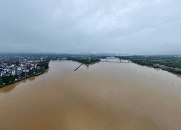 Rainstorm Hit Liuzhou The water in the Rong an County section of Rongjiang River rises, Liuzhou City, Guangxi, China on June 20, 2026. Liuzhou Guangxi China  Copyright: xCFOTOx i1781983647796