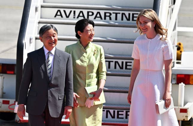 Japanese Emperor Naruhito and Empress Masako visit Belgium BRUSSELS, BELGIUM - JUNE 20: Japanese Emperor Naruhito and Empress Masako are welcomed by Princess Elisabeth of Belgium and officials upon their arrival at Melsbroek Military Airport in Brussels, Belgium, on June 20, 2026, during a state visit marking the 160th anniversary of diplomatic relations between Japan and Belgium. Dursun Aydemir Anadolu Brussels Belgium. Editorial use only. Please get in touch for any other usage.  Copyright: x2026xAnadoluxDursunxAydemirx