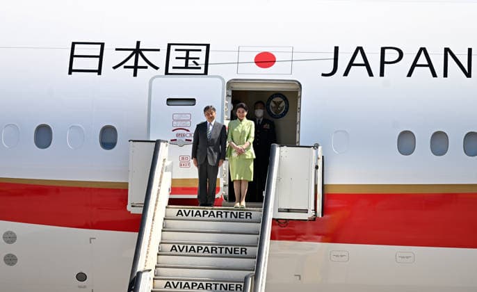 Japanese Emperor Naruhito and Empress Masako visit Belgium BRUSSELS, BELGIUM - JUNE 20: Japanese Emperor Naruhito (L) and Empress Masako (C) arrive at Melsbroek Military Airport for an official state visit marking the 160th anniversary of diplomatic relations between Japan and Belgium, where they are welcomed by Princess Elisabeth of Belgium in Brussels, Belgium, on June 20, 2026. Dursun Aydemir Anadolu Brussels Belgium. Editorial use only. Please get in touch for any other usage.  Copyright: x2026xAnadoluxDursunxAydemirx