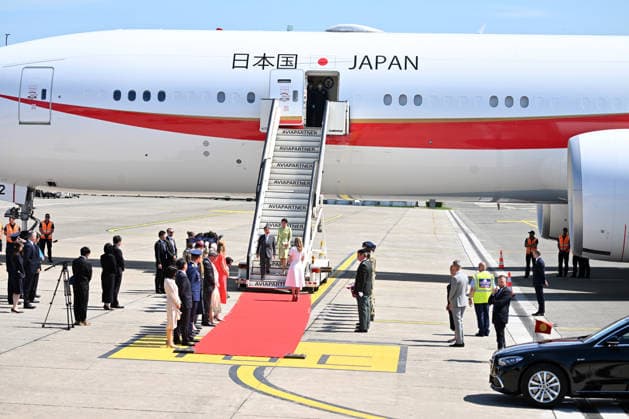 Japanese Emperor Naruhito and Empress Masako visit Belgium BRUSSELS, BELGIUM - JUNE 20: Japanese Emperor Naruhito and Empress Masako arrive at Melsbroek Military Airport for an official state visit marking the 160th anniversary of diplomatic relations between Japan and Belgium, where they are welcomed by Princess Elisabeth of Belgium in Brussels, Belgium, on June 20, 2026. Dursun Aydemir Anadolu Brussels Belgium. Editorial use only. Please get in touch for any other usage.  Copyright: x2026xAnadoluxDursunxAydemirx