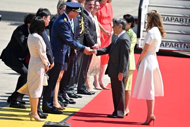 Japanese Emperor Naruhito and Empress Masako visit Belgium BRUSSELS, BELGIUM - JUNE 20: Japanese Emperor Naruhito and Empress Masako are welcomed by Princess Elisabeth of Belgium and officials upon their arrival at Melsbroek Military Airport in Brussels, Belgium, on June 20, 2026, during a state visit marking the 160th anniversary of diplomatic relations between Japan and Belgium. Dursun Aydemir Anadolu Brussels Belgium. Editorial use only. Please get in touch for any other usage.  Copyright: x2026xAnadoluxDursunxAydemirx