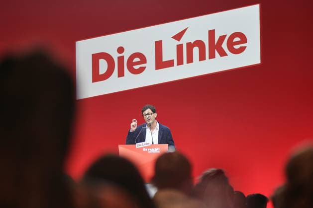 Potsdam, Brandenburg, Deutschland, 20.06.2026: Metropolis-Halle: Bundesparteitag der Linkspartei: Luigi Pantisano *** Potsdam, Brandenburg, Germany, June 20, 2026, Metropolis Halle, Federal Party Convention of The Left Party, Luigi Pantisano,detected_source_language Copyright: xdtsxNachrichtenagenturx dts_124184