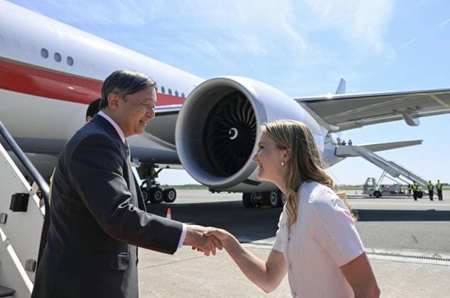 Japan s imperial couple arrive in Belgium Japan s Emperor Naruhito and Empress Masako (behind him) are greeted by Belgium s Crown Princess Elisabeth (R) upon arriving at Melsbroek Air Base near Brussels on June 20, 2026, on the second leg of their official trip to the Netherlands and Belgium.  A14AA0005619548P