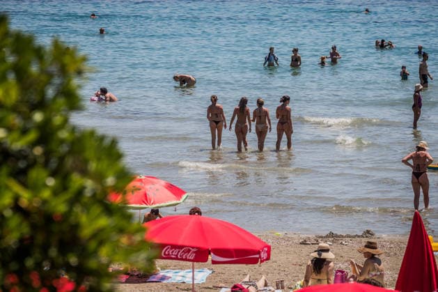 Croatia Heatwave People enjoying the beach during the first summer heatwave at Bacvice beach in Split, Croatia on June 20, 2026.  ZvonimirxBarisin PIXSELL
