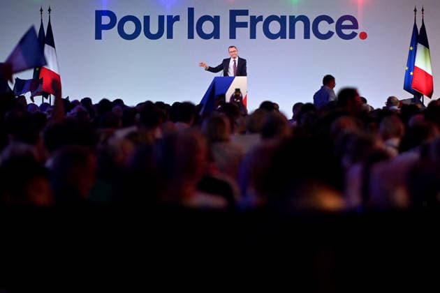 Bruno Retailleau Meeting Paris Les Republicains LR right wing party president and candidate for the 2027 presidential election Bruno Retailleau arrives for his political rally to launch his presidential campaign at the Parc Floral de Paris at the Vincennes woods, eastern Paris, on June 20, 2026. Retailleau will attempt during his first major meeting in Paris to broaden his conservative base, which is stagnating at 9% in the polls, and to give an image of unity, despite dissenting voices and leading figures who are currently giving him the benefit of the doubt. Photo by Franck Castel ABACAPRESS.COM Paris Ile de France France  Copyright: xCastelxFranck ABACAx