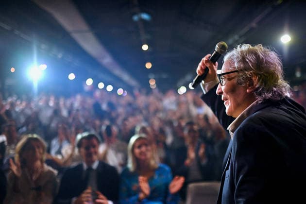 Bruno Retailleau Meeting Paris French-Algerian author Boualem Sansal (C) and French Senator Agnes Evren (L) attend a political rally of the President of French right-wing party Les Republicains (LR) to launch his presidential campaign at the Parc Floral de Paris at the Vincennes woods, eastern Paris, on June 20, 2026. Retailleau will attempt during his first major meeting in Paris to broaden his conservative base, which is stagnating at 9% in the polls, and to give an image of unity, despite dissenting voices and leading figures who are currently giving him the benefit of the doubt.Photo by Franck Castel ABACAPRESS.COM Paris Ile de France France  Copyright: xCastelxFranck ABACAx