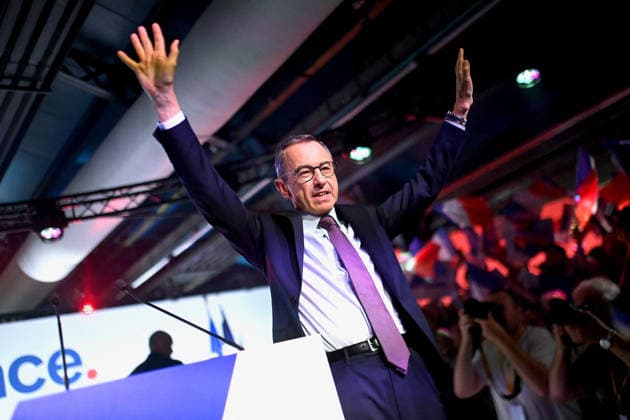 Bruno Retailleau Meeting Paris Les Republicains LR right wing party president and candidate for the 2027 presidential election Bruno Retailleau arrives for his political rally to launch his presidential campaign at the Parc Floral de Paris at the Vincennes woods, eastern Paris, on June 20, 2026. Retailleau will attempt during his first major meeting in Paris to broaden his conservative base, which is stagnating at 9% in the polls, and to give an image of unity, despite dissenting voices and leading figures who are currently giving him the benefit of the doubt. Photo by Franck Castel ABACAPRESS.COM Paris Ile de France France  Copyright: xCastelxFranck ABACAx
