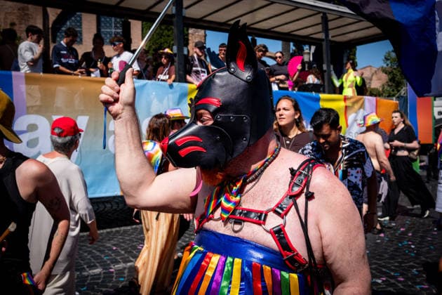 June 20, 2026, Rome, Rm, Italy: Tens of thousands of people take part in the 32nd edition of the Pride Parade in the streets of Rome. Rome Italy - ZUMAg256 20260620_znp_g256_028 Copyright: xMarcoxDixGianvitox