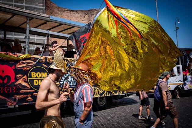 June 20, 2026, Rome, Rm, Italy: Tens of thousands of people take part in the 32nd edition of the Pride Parade in the streets of Rome. Rome Italy - ZUMAg256 20260620_znp_g256_036 Copyright: xMarcoxDixGianvitox
