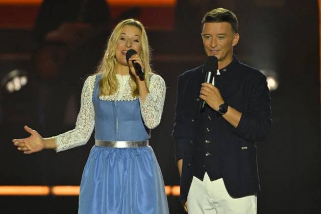 20.06.2026 - Bad Kleinkirchheim - St. Oswald am Hoferriegel in Österreich (AUT) - Wenn die Musi spielt Sommer Open Air 2026- im Bild: Stefanie Hertel und Marco Ventre, *** June 20, 2026, Bad Kleinkirchheim, St. Oswald am Hoferriegel, Austria, AUT