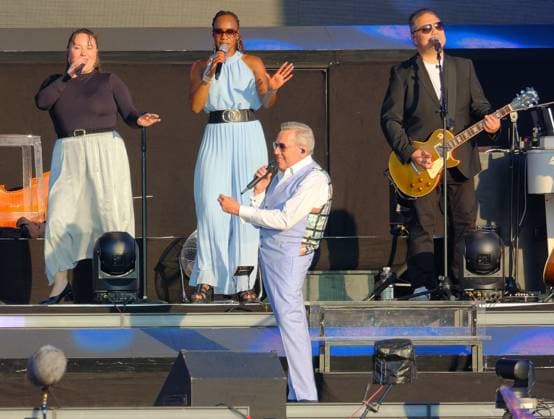 20.06.2026 xkhx Kassel, Kassel, Die Open Airs! Sommer 2026, Konzert Schlagerlegende Roland Kaiser vor der Kulisse des Fridericianums rockt die Bühne - *** June 20, 2026 xkhx Kassel, Kassel, Summer 2026 Open-Air Concerts KH