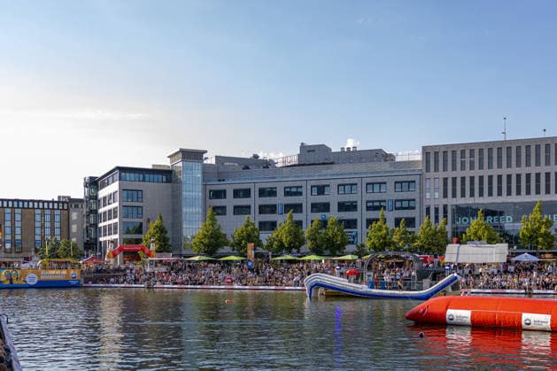 20.06.2026 Kieler Woche 2026 Eindrücke und Szenen vom Eröffnungstag Bootshafen Ocean Funpark Kiel Innenstadt Schleswig Holstein Deutschland *** June 20, 2026 Kiel Week 2026