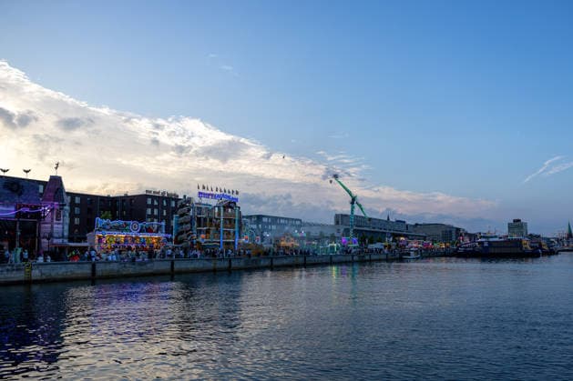 20.06.2026 Kieler Woche 2026 Eindrücke und Szenen vom Eröffnungstag Jahrmarkt an der Hörn Kiel Innenstadt Schleswig Holstein Deutschland *** June 20, 2026 Kiel Week 2026