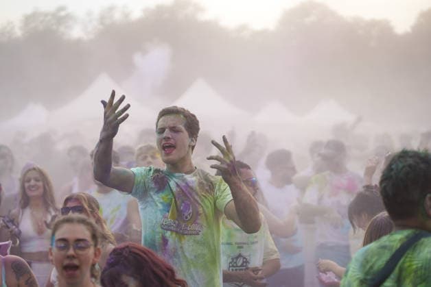 Festival-goers celebrate Holi-inspired event in Berlin BERLIN, GERMANY - JUNE 20: Visitors throw colorful powder into the air during a Holi-inspired festival in Berlin, capital of Germany, on June 20, 2026. Accompanied by music and live performances, participants celebrate the spirit of unity, joy and togetherness associated with the traditional Indian festival. Ilkin Eskipehlivan Anadolu Berlin Germany. Editorial use only. Please get in touch for any other usage.  Copyright: x2026xAnadoluxIlkinxEskipehlivanx