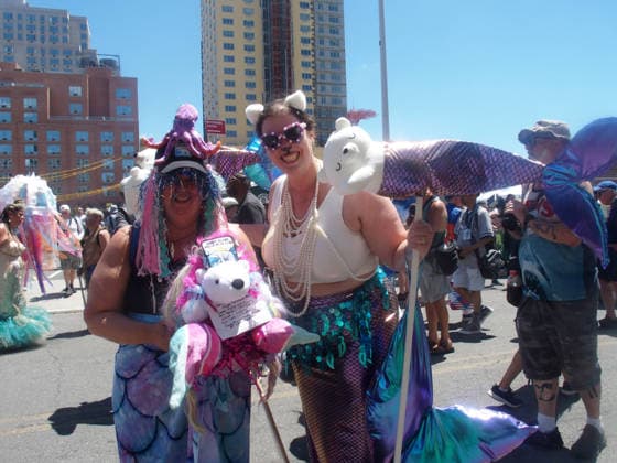 June 20, 2026, Brooklyn, New York, United States: Brooklyn, New York June 20,.2026..The Mermaid Parade is the nation s largest art parade, and one of New York City s greatest summer events. Brooklyn United States - ZUMAc308 20260620_znp_c308_001 Copyright: xSamanthaxCotlerx