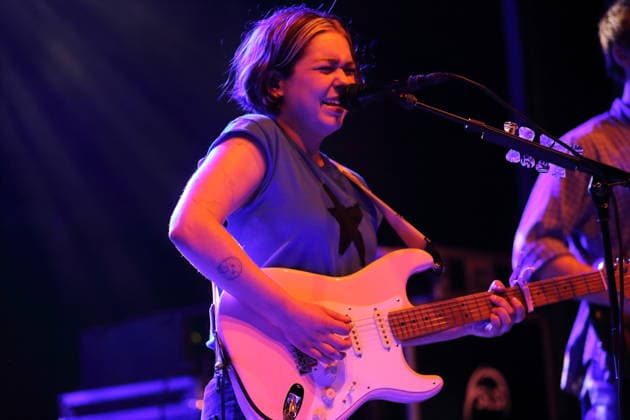 Lindsey Jordan alias Snail Mail bei einem Konzert im Columbia Theater in Berlin, 20. Juni 2026. Snail Mail Konzert Berlin *** Lindsey Jordan, also known as Snail Mail, at a concert at the Columbia Theater in Berlin, June 20, 2026 Snail Mail Concert Berlin,detected_source_language