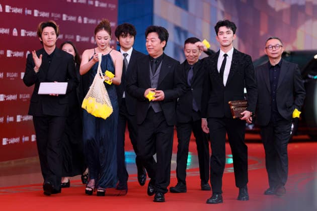 SHANGHAI, CHINA - JUNE 20: Actor Huang Bo, actor Leo Wu Lei, actress Gao Ye and actor Sun Yang arrive at the red carpet of the closing ceremony for the 28th Shanghai International Film Festival on June 20, 2026 in Shanghai, China.  Copyright: xVCGx 111649386669