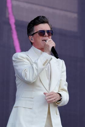 Rick Astley performs at the Isle of Wight festival in Newport, UK - 20 Jun 2026 English singer, songwriter, radio DJ and podcaster, Richard Paul Astley, known professionally as Rick Astley, performing live on stage at the Isle of Wight festival. His debut single Never Gonna Give You Up was a No. 1 hit in more than 25 countries, winning the 1988 Brit Award for Best British Single Newport United Kingdom Copyright: xDawnxFletcher-Parkx xSOPAxImagesx DSCF5210