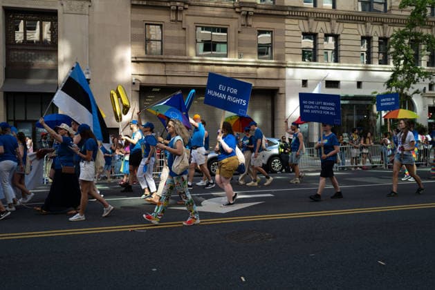 June 20, 2026, Washington, District Of Columbia, USA: Representatives of the European Union (EU) march in the 2026 Capital Pride Parade in Washington, D.C. on June 20, 2026. Washington USA - ZUMAd227 20260620_znp_d227_004 Copyright: xBryanxDozierx