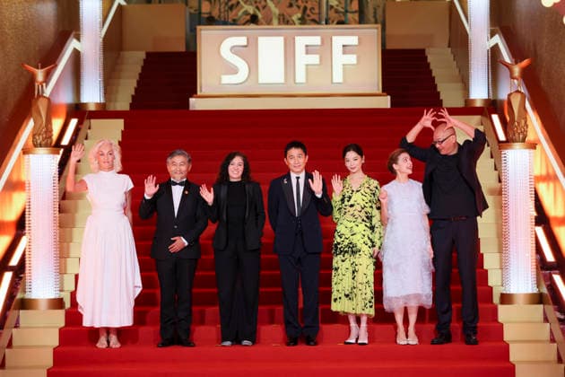 SHANGHAI, CHINA - JUNE 20: Jury members actor Tony Leung Chiu-wai, producer Dora Bouchoucha Fourati, director Guan Hu, director Aktan Abdykalykov, director-screenwriter Dea Kulumbegashvili, screenwriter Fernanda Valadez and actress Xin Zhilei arrive at the red carpet of the closing ceremony for the 28th Shanghai International Film Festival on June 20, 2026 in Shanghai, China.  Copyright: xVCGx 111649394339