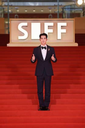 SHANGHAI, CHINA - JUNE 20: Actor Yosh Yu Shi arrives at the red carpet of the closing ceremony for the 28th Shanghai International Film Festival on June 20, 2026 in Shanghai, China.  Copyright: xVCGx 111649394357