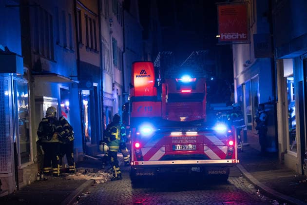 Blaulicht: Dachstuhlbrand in der Kanzleistrasse Reutlingen am 21.06.2026, Blaulicht: Dachstuhlbrand in der Kanzleistrasse Reutlingen am 21.06.2026, *** Emergency Copyright: xEibner-Pressefoto DimitrixDrofitx EP_ddh