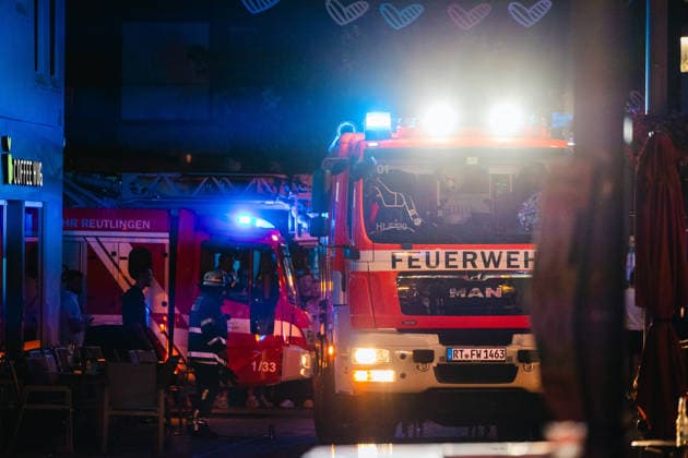 Blaulicht: Dachstuhlbrand in der Kanzleistrasse Reutlingen am 21.06.2026, Blaulicht: Dachstuhlbrand in der Kanzleistrasse Reutlingen am 21.06.2026, *** Emergency Copyright: xEibner-Pressefoto DimitrixDrofitx EP_ddh
