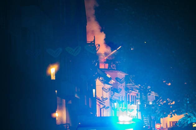 Blaulicht: Dachstuhlbrand in der Kanzleistrasse Reutlingen am 21.06.2026, Blaulicht: Dachstuhlbrand in der Kanzleistrasse Reutlingen am 21.06.2026, *** Emergency Copyright: xEibner-Pressefoto DimitrixDrofitx EP_ddh