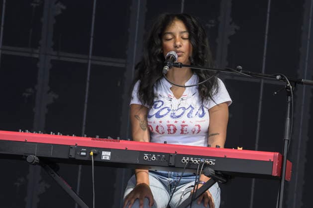 Musical Festival in Glasgow, UK - 20 Jun 2026 Lily Fontaine of English Teacher performs live on stage at Glasgow Green. Glasgow United Kingdom Copyright: xStuartxWestwoodx xSOPAxImagesx SWESTWOOD23