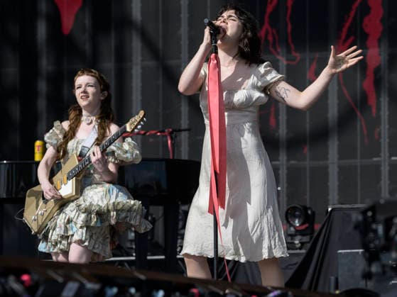 Musical Festival in Glasgow, UK - 20 Jun 2026 Emily Roberts and Abigail Morris of The Last Dinner Party perform live on stage at Glasgow Green. Glasgow United Kingdom Copyright: xStuartxWestwoodx xSOPAxImagesx SWESTWOOD60