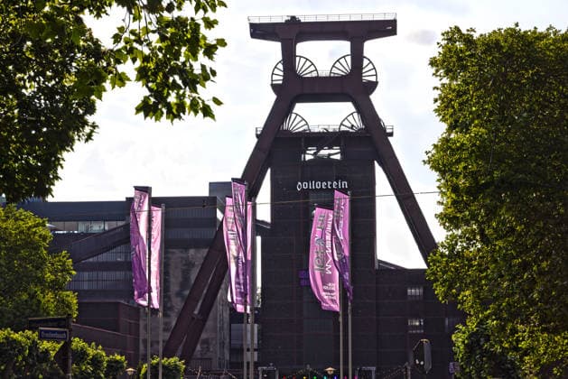 MANIFESTA 16 Ruhrgebiet Eroeffnung 20.06.2026, Germany, Nordrhein-Westfahlen, Essen, Zeche Zollverein, MANIFESTA 16 Ruhr, Eröffnungsveranstaltung der Kulturbiennale mit MANIFESTA Direktorin Hedwig Fijen, Ministerin für Kultur in NRW, Ina Brandes CDU, Bürgermeister von Herne Frank Dudda, Garrelt Duin Regionaldirektor des Regionalverband Ruhr (RVR), Dr. Franz-Josef Overbeck Bischof der Diözese Essen Â Essen Nordrhein-Westfahlen Germany *** MANIFESTA 16 Ruhr Region Opening June 20, 2026, Germany, North Rhine-Westphalia, Essen, Zollverein Coal Mine Industrial Complex, MANIFESTA 16 Ruhr, opening event of the cultural biennial with MANIFESTA Director Hedwig Fijen, Minister of Culture for North Rhine-Westphalia, Ina Brandes (CDU), Mayor of