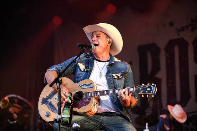 The Boss Hoss Back to the Boots LIVE Summer 2026, Kluturfabrik Cortendorf Concert, Live Music The Boss Hoss Back to the Boots LIVE Summer 2026 20 Jun 2026 Kluturfabrik Cortendorf, Coburg, Germany Image: Sascha Hoss Power, of The Boss Hoss, performing in the Kluturfabrik Cortendorf during Back to the Boots Tour. Copyright: xPresseFotoxEvansx