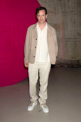Tom Everett Scott beim Amazon Prime Video Popup Event Elle World zum 25. Geburtstag des Films ˜Legally Blonde Natürlich blond˜ und zur Serie ˜Elle˜ in der Hall des Lumieres. New York, 20.06.2026 *** Tom Everett Scott at the Amazon Prime Video pop-up event Elle World, celebrating the 25th anniversary of the film ˜Legally Blonde˜ and the series ˜Elle˜, at the Hall des Lumières in New York, June 20, 2026,detected_source_language Foto:xB.xHinex xFuturexImagex elle_6612