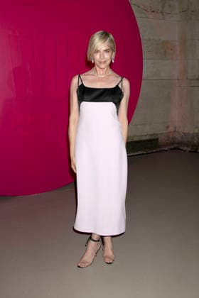 Selma Blair beim Amazon Prime Video Popup Event Elle World zum 25. Geburtstag des Films ˜Legally Blonde Natürlich blond˜ und zur Serie ˜Elle˜ in der Hall des Lumieres. New York, 20.06.2026 *** Selma Blair at the Amazon Prime Video pop-up event Elle World, celebrating the 25th anniversary of the film ˜Legally Blonde˜ and the series ˜Elle˜, at the Hall des Lumières in New York, June 20, 2026,detected_source_language Foto:xB.xHinex xFuturexImagex elle_6622