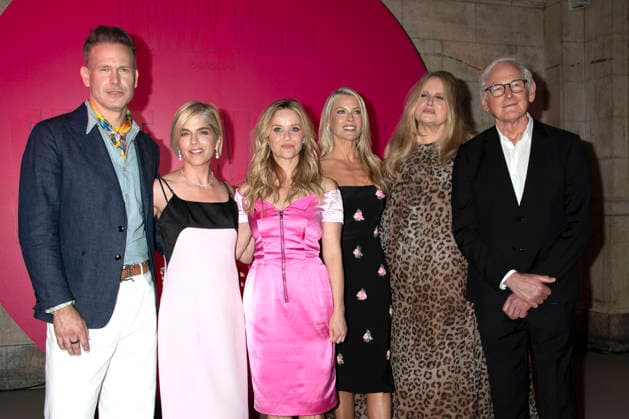 Matthew Davis, Selma Blair, Bowen Yang, Reese Witherspoon, Ali Larter, Jennifer Coolidge und Victor Garber beim Amazon Prime Video Popup Event Elle World zum 25. Geburtstag des Films ˜Legally Blonde Natürlich blond˜ und zur Serie ˜Elle˜ in der Hall des Lumieres. New York, 20.06.2026 *** Matthew Davis, Selma Blair, Bowen Yang, Reese Witherspoon, Ali Larter, Jennifer Coolidge, and Victor Garber at the Amazon Prime Video pop-up event Elle World celebrating the 25th anniversary of the film Legally Blonde and the series Elle at the Hall of Lumieres in New York, June 20, 2026,detected_source_language Foto:xB.xHinex xFuturexImagex elle_6662