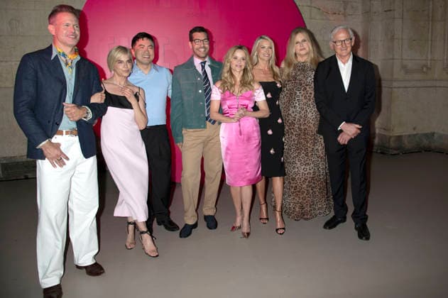 Matthew Davis, Selma Blair, Bowen Yang, Matt Rogers, Reese Witherspoon, Ali Larter, Jennifer Coolidge und Victor Garber beim Amazon Prime Video Popup Event Elle World zum 25. Geburtstag des Films ˜Legally Blonde Natürlich blond˜ und zur Serie ˜Elle˜ in der Hall des Lumieres. New York, 20.06.2026 *** Matthew Davis, Selma Blair, Bowen Yang, Matt Rogers, Reese Witherspoon, Ali Larter, Jennifer Coolidge, and Victor Garber at the Amazon Prime Video pop-up event Elle World celebrating the 25th anniversary of the film Legally Blonde and the series Elle at the Hall of Lumieres in New York, June 20, 2026,detected_source_language Foto:xB.xHinex xFuturexImagex elle_6663