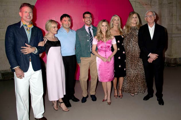 Matthew Davis, Selma Blair, Bowen Yang, Matt Rogers, Reese Witherspoon, Ali Larter, Jennifer Coolidge und Victor Garber beim Amazon Prime Video Popup Event Elle World zum 25. Geburtstag des Films ˜Legally Blonde Natürlich blond˜ und zur Serie ˜Elle˜ in der Hall des Lumieres. New York, 20.06.2026 *** Matthew Davis, Selma Blair, Bowen Yang, Matt Rogers, Reese Witherspoon, Ali Larter, Jennifer Coolidge, and Victor Garber at the Amazon Prime Video pop-up event Elle World celebrating the 25th anniversary of the film Legally Blonde and the series Elle at the Hall of Lumieres in New York, June 20, 2026,detected_source_language Foto:xB.xHinex xFuturexImagex elle_6664