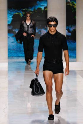 News - Dolce&Gabbana - Runway - Milan Fashion Week - Menswear Spring Summer 2027 MILAN, ITALY - JUNE 20, 2026: Models walk the runway during the Dolce&amp;Gabbana Men s Spring Summer 2027 collection fashion show as part of Milan Fashion Week Menswear in Milan, Italy. Photo: Cinzia Camela. Milan Metropol Italy Copyright: xCinziaxCamelax xLiveMediax LPN_2529273