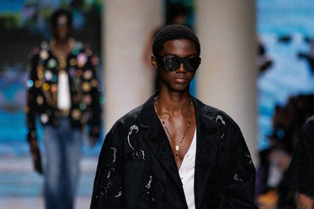 News - Dolce&Gabbana - Runway - Milan Fashion Week - Menswear Spring Summer 2027 MILAN, ITALY - JUNE 20, 2026: Models walk the runway during the Dolce&amp;Gabbana Men s Spring Summer 2027 collection fashion show as part of Milan Fashion Week Menswear in Milan, Italy. Photo: Cinzia Camela. Milan Metropol Italy Copyright: xCinziaxCamelax xLiveMediax LPN_2529283