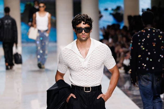 News - Dolce&Gabbana - Runway - Milan Fashion Week - Menswear Spring Summer 2027 MILAN, ITALY - JUNE 20, 2026: Models walk the runway during the Dolce&amp;Gabbana Men s Spring Summer 2027 collection fashion show as part of Milan Fashion Week Menswear in Milan, Italy. Photo: Cinzia Camela. Milan Metropol Italy Copyright: xCinziaxCamelax xLiveMediax LPN_2529289