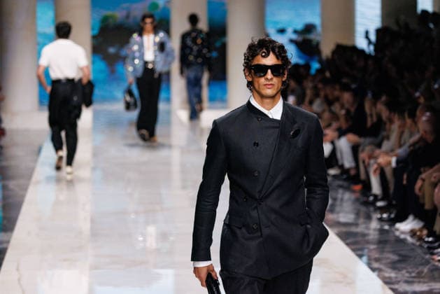 News - Dolce&Gabbana - Runway - Milan Fashion Week - Menswear Spring Summer 2027 MILAN, ITALY - JUNE 20, 2026: Models walk the runway during the Dolce&amp;Gabbana Men s Spring Summer 2027 collection fashion show as part of Milan Fashion Week Menswear in Milan, Italy. Photo: Cinzia Camela. Milan Metropol Italy Copyright: xCinziaxCamelax xLiveMediax LPN_2529301