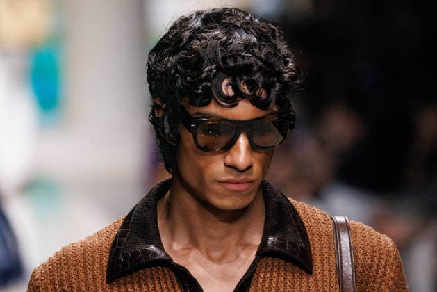 News - Dolce&Gabbana - Runway - Milan Fashion Week - Menswear Spring Summer 2027 MILAN, ITALY - JUNE 20, 2026: A model walks the runway during the Dolce&amp;Gabbana Men s Spring Summer 2027 collection fashion show as part of Milan Fashion Week Menswear in Milan, Italy. Photo: Cinzia Camela. Milan Metropol Italy Copyright: xCinziaxCamelax xLiveMediax LPN_2529320