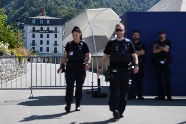 (260621) -- BUERGENSTOCK, June 21, 2026 -- Security officers are seen on duty at Buergenstock mountain resort in central Switzerland, on June 21, 2026. U.S. and Iranian delegates arrived on Sunday at Buergenstock mountain resort in central Switzerland for talks on implementing a memorandum of understanding signed by the two sides to reach a final deal. The U.S. delegation, led by U.S. Vice President J.D. Vance, the Iranian delegation, led by the Speaker of the Iranian Parliament, Mohammad Bagher Ghalibaf, and mediators of Pakistan and Qatar have arrived at the Buergenstock, according to the Swiss Federal Department of Foreign Affairs (FDFA). ) (SpotNews)SWITZERLAND-BUERGENSTOCK-U.S.-IRAN TALKS LianxYi 