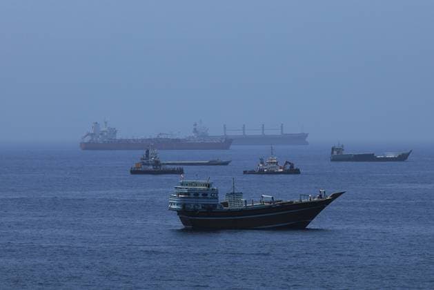 Commercial ships and oil tankers in Gulf of Oman ahead of Hormuz reopening MUSCAT, OMAN - JUNE 21: A view of commercial cargo vessels and crude oil tankers are anchored in the Gulf of Oman, off the coast of Muscat, Oman, on June 21, 2026, as they prepare to transit through the critical Strait of Hormuz. Maritime traffic along this vital global trade corridor experienced severe disruptions following heightened geopolitical tensions between the United States and Iran that escalated earlier in February. Following a diplomatic memorandum of understanding reached in mid-June, the strategic waterway is expected to fully reopen to international shipping and energy transit. Shady Alassar Anadolu Muscat Oman. Editorial use only. Please get in touc  Copyright: x2026xAnadoluxShadyxAlassarx
