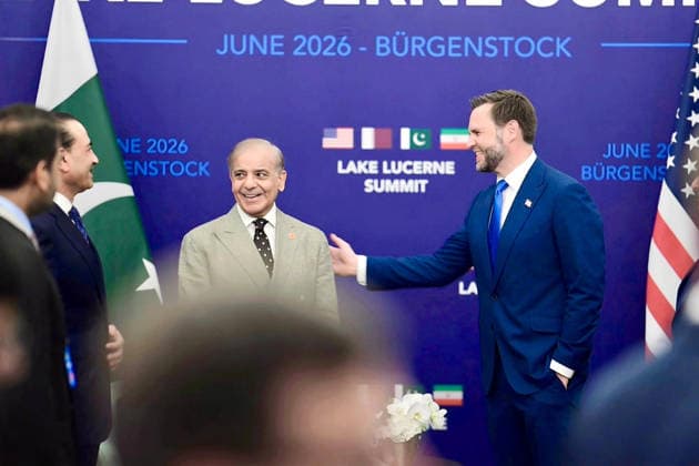 June 21, 2026, Peshawar, Peshawar, Pakistan: Prime Minister Shehbaz Sharif Meets U.S. Vice President J.D. Vance in Switzerland..Bürgenstock, Switzerland Muhammad Shehbaz Sharif meets J.D. Vance on the sidelines of high-level talks in Bürgenstock. The meeting focused on discussions regarding the implementation of the Islamabad Memorandum of Understanding and bilateral cooperation between Pakistan and the United States. Peshawar Pakistan  - ZUMAa217 20260621_znp_a217_003 Copyright: xHussainxAlix