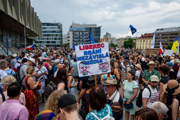 March and demonstration staged by group Million Moments for Democracy in front of the Czech Television in Prague, calling for dismissal of Culture Minister Oto Klempir (Motorists) and in support of public media, on June 21, 2026, Prague, Czech Republic. (CTKxPhoto OndrejxDeml) CTKPhotoP2026062104079  CTKPhotoP2026062104079