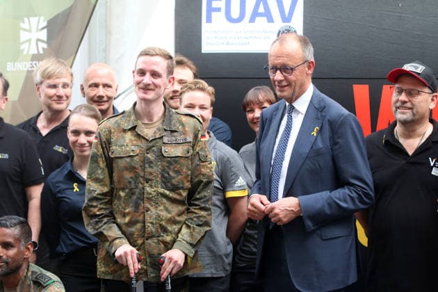 veteranentag berlin Berlin, 21.06.2026 Bundeskanzler Friedrich Merz beim Nationalen Veteranentag *** Veterans Day in Berlin, Berlin, June 21, 2026 Copyright: xMatthiasxGränzdörferx