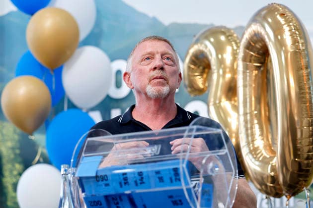 Tennis-Legende Boris Becker bei einer Tombola-Ziehung während seines Auftritts bei den Sommer-Aktionstagen im Wohnmobilpark Bad Honnef. Bad Honnef, 21.06.2026 NRW Deutschland *** Tennis legend Boris Becker at a raffle drawing during his appearance at the Summer Activity Days at the Bad Honnef RV Park, Bad Honnef, June 21, 2026, North Rhine-Westphalia, Germany,detected_source_language Copyright: xChristophxHardtx