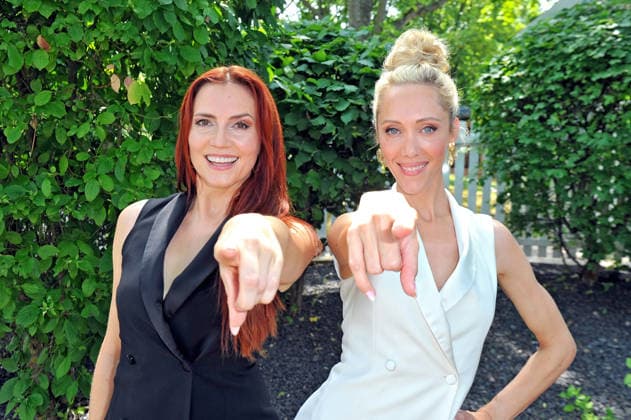 ZDF - Fernsehgarten. Sängerinnen Kerstin Merlin und Melanie Wolf ( Rotblond ) während der ZDF - Unterhaltungsshow Fernsehgarten am 21.06.2026 in Mainz. 20260621MWI129457 *** ZDF Fernsehgarten singers Kerstin Merlin and Melanie Wolf, with reddish-blonde hair, during the ZDF entertainment show Fernsehgarten on June 21, 2026, in Mainz 20260621MWI129457,detected_source_language