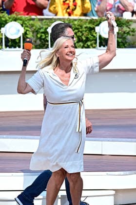 ZDF - Fernsehgarten. Fernsehmoderatorin Andrea Kiwi Kiewel während der ZDF - Unterhaltungsshow Fernsehgarten am 21.06.2026 in Mainz. 20260621MWI128918 *** ZDF Fernsehgarten